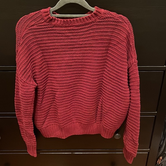 Maroon H&M sweater. Size S. - Picture 2 of 4